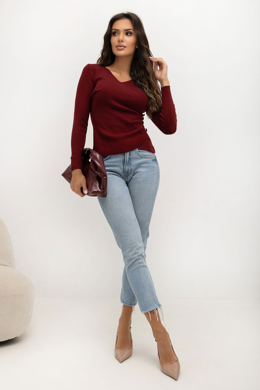 Bordo megztinis