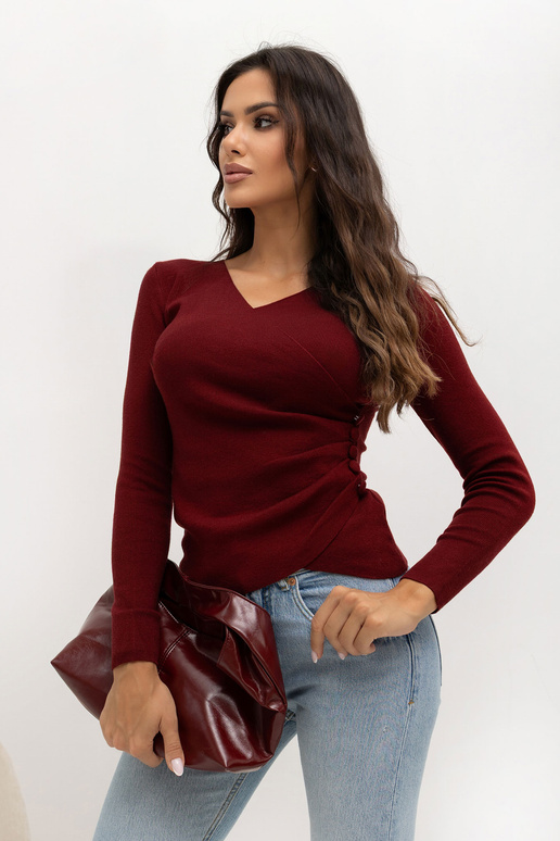 Bordo megztinis