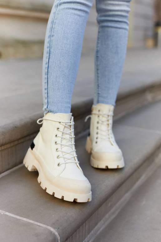 Moteriški aulinukai dramblio kaulo... Moteriški aulinukai dramblio kaulo...