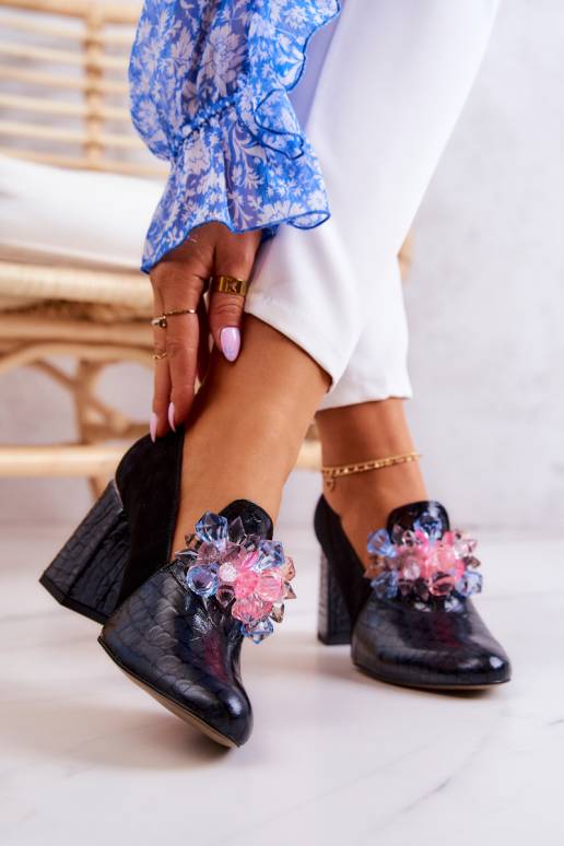 Bateliai su kulniukais juodos spalvos... Bateliai su kulniukais juodos spalvos...