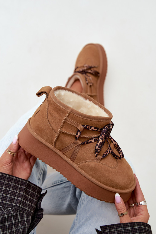   iš zomšos sniego batai su platforma ir stilingomis detalėmis GOE UU2N4920 Camel