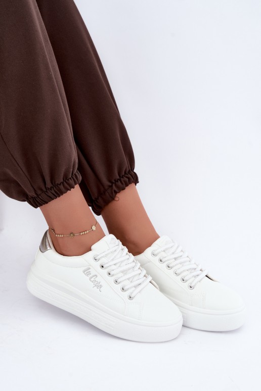  modelio batai  su platforma Lee Cooper LCJ-26-44-4561 baltos spalvos