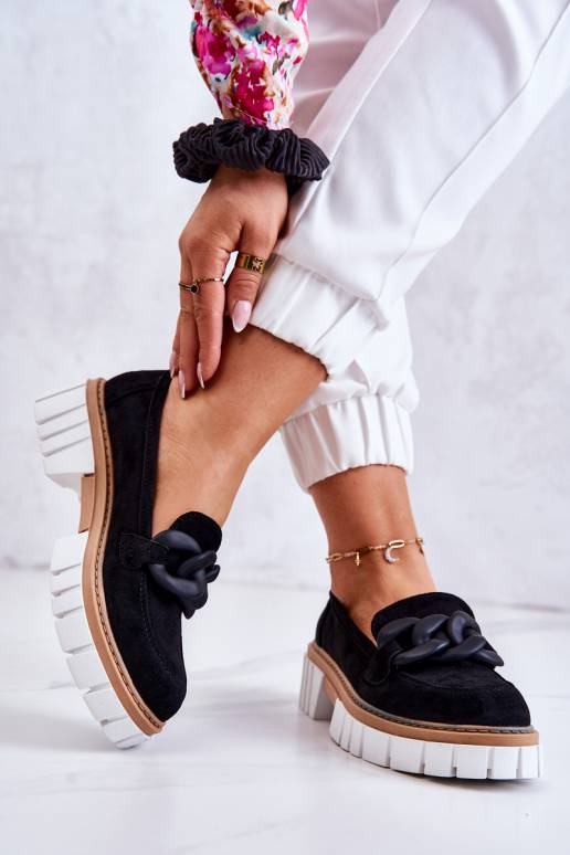 Batai iš zomšos su ornamentais juodos...