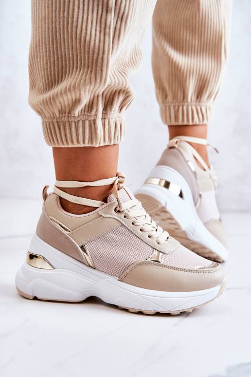 Blizgantys sportiniai bateliai su... Blizgantys sportiniai bateliai su...