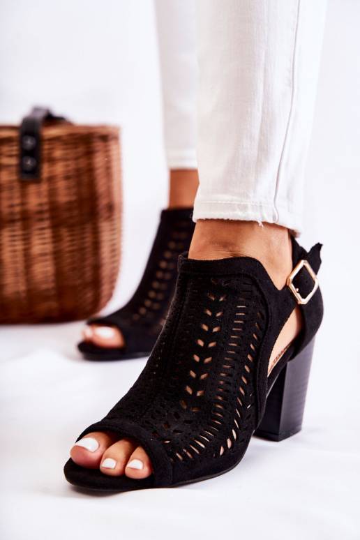 Moteriški aulinukai su Cut Out...