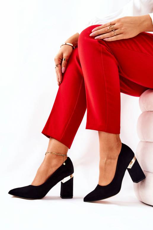 Zomšiniai bateliai juodos spalvos