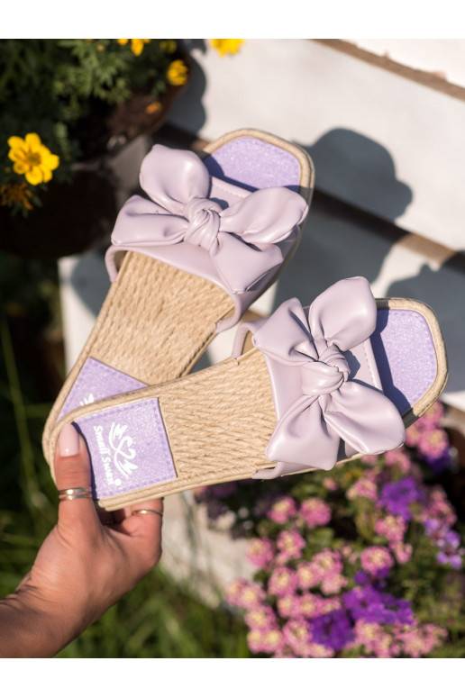 Šlepetės su kaspinais 