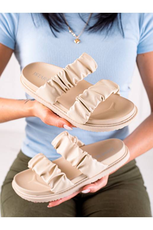 Smėlio spalvos Šlepetės su sagtelėmis 