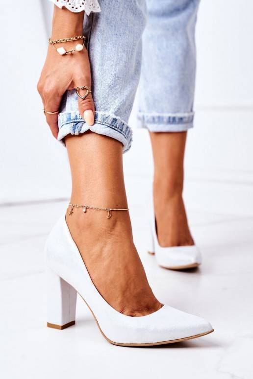 Satino medžiagos bateliai sidabro...