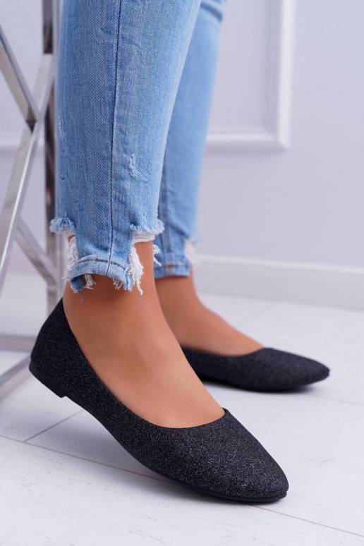 Blizgančios balerinos juodos spalvos... Blizgančios balerinos juodos spalvos...