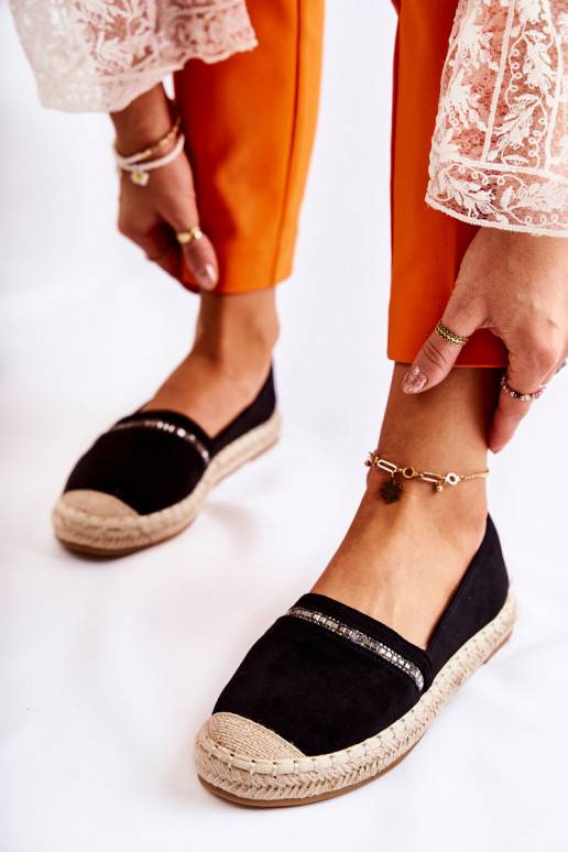 Įsispiriamo modelio espadrilės juodos... Įsispiriamo modelio espadrilės juodos...