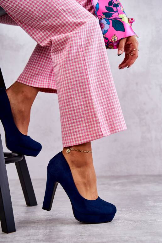 Klasikinio modelio Zomšiniai bateliai... Klasikinio modelio Zomšiniai bateliai...