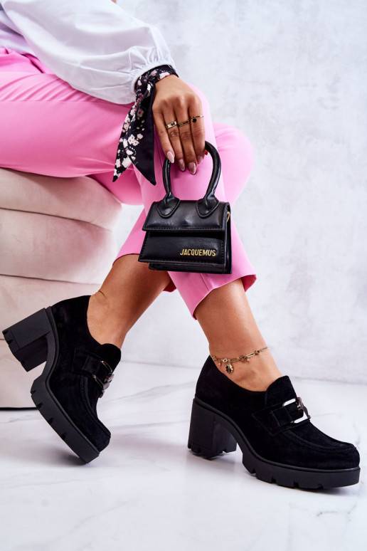 Elegantiško stiliaus batai su... Elegantiško stiliaus batai su...