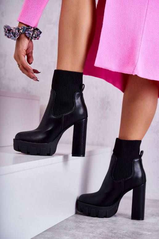 Kojinės tipo Moteriški aulinukai... Kojinės tipo Moteriški aulinukai...