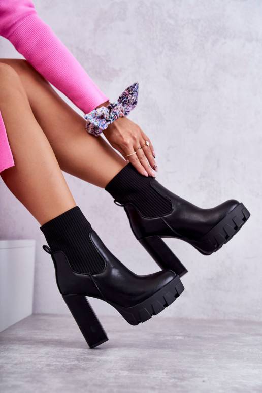 Kojinės tipo Moteriški aulinukai... Kojinės tipo Moteriški aulinukai...