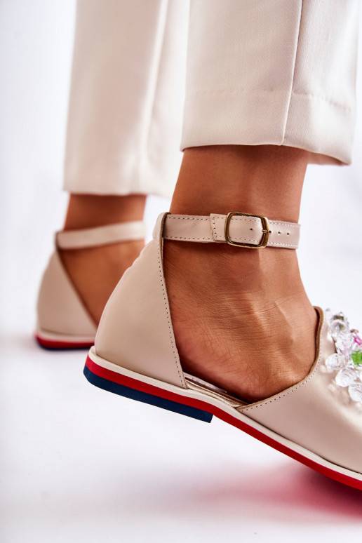 Smėlio spalvos sandalai su...