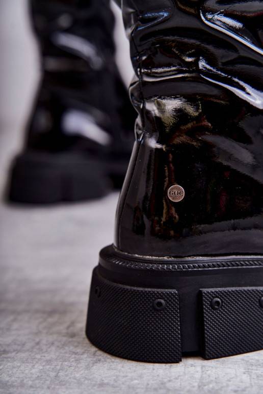 ilgaauliai batai virš kelių su... ilgaauliai batai virš kelių su...