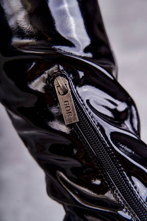 ilgaauliai batai virš kelių su... ilgaauliai batai virš kelių su...