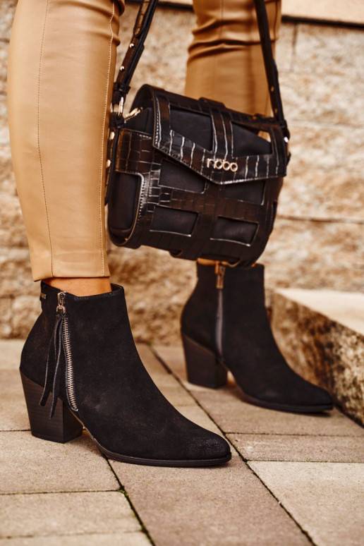 Juodi Aulinukai su aukštais kulnais... Juodi Aulinukai su aukštais kulnais...