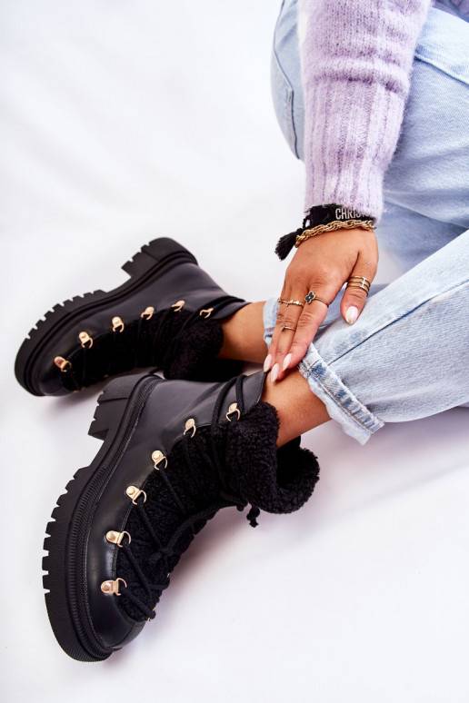 Aulinukai juodos spalvos Arisa