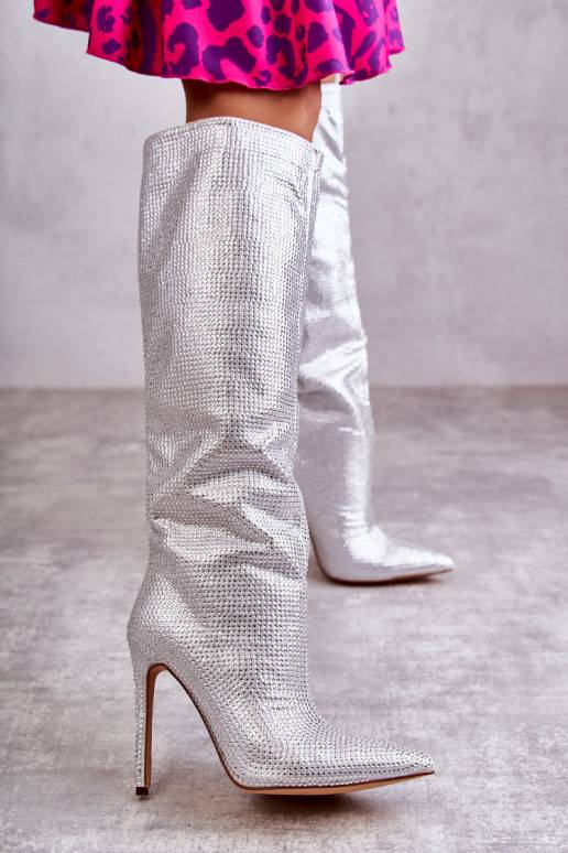 Ilgaauliai batai su plonais... Ilgaauliai batai su plonais...