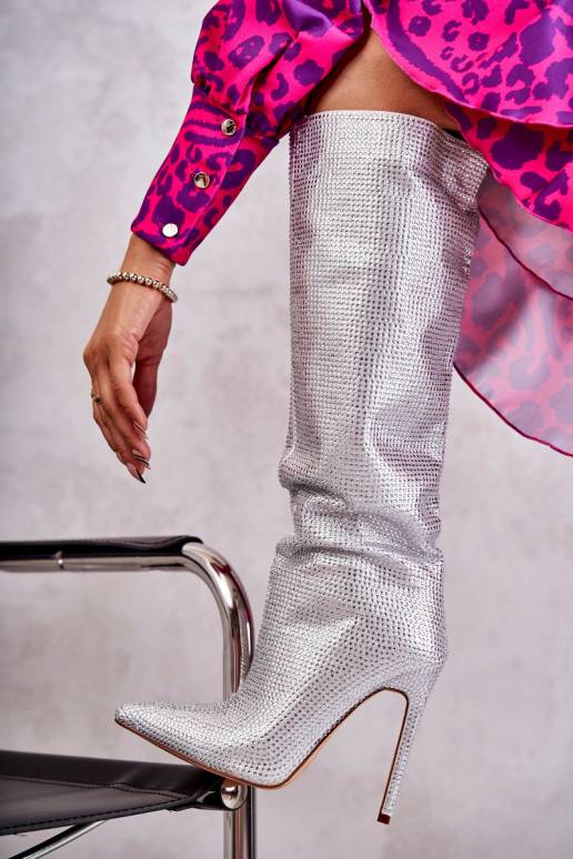 Ilgaauliai batai su plonais... Ilgaauliai batai su plonais...