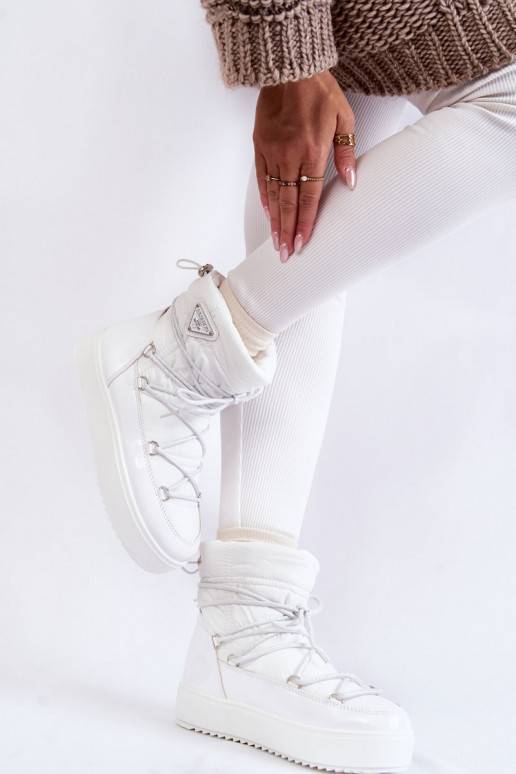 Sniego batai su raišteliais baltos... Sniego batai su raišteliais baltos...