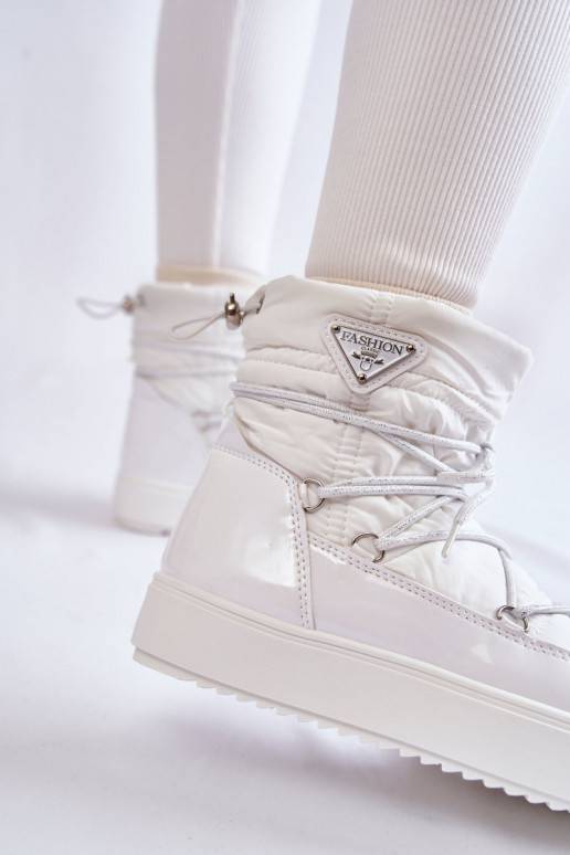 Sniego batai su raišteliais baltos... Sniego batai su raišteliais baltos...