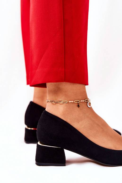 Juodi moteriški bateliai iš zomšo