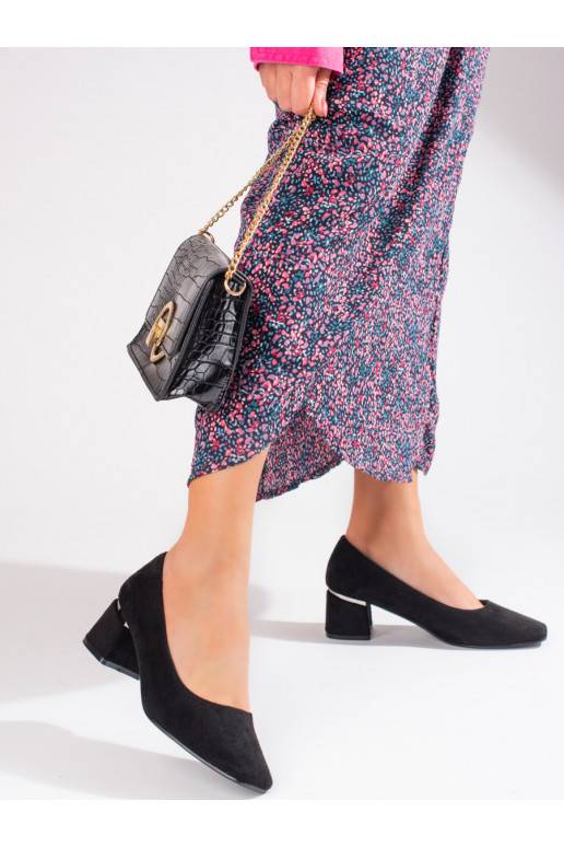 Aukštakulniai bateliai Vinceza žemu kulnu juodos spalvos