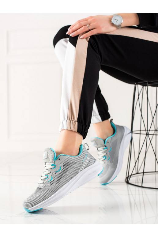 Sportinio stiliaus moteriški bataie su platforma DK