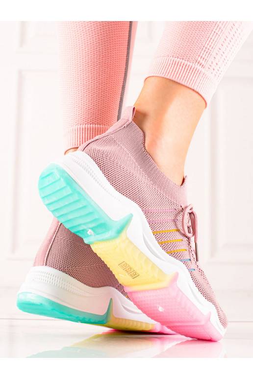 batai  na įvairių spalvųj platformie Shelovet