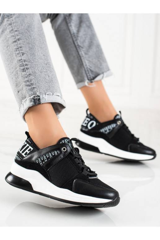 Moteriški laisvalaikio batai Vinceza juodos spalvos