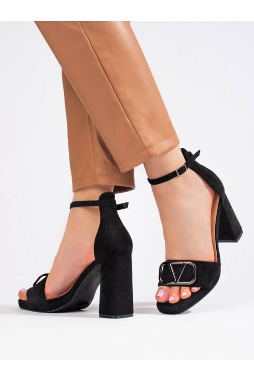 sandalai su aukštu kulnu juodos spalvos Vinceza  sandalai su aukštu kulnu juodos spalvos Vinceza