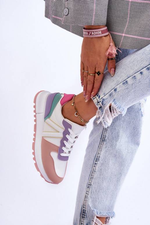 Sportiniai bateliai įvairių spalvų... Sportiniai bateliai įvairių spalvų...