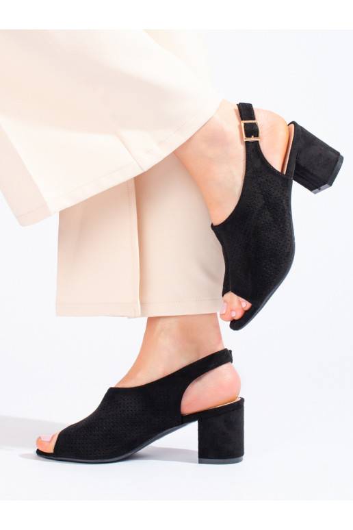 su aužūro elementais sandalai  juodos spalvos Shelovet