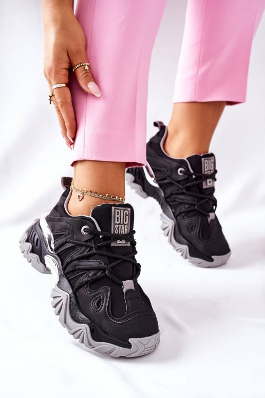 Juodos spalvos sportinio stiliaus... Juodos spalvos sportinio stiliaus...