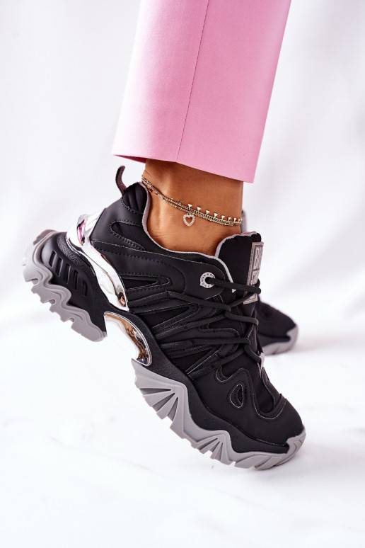 Juodos spalvos sportinio stiliaus... Juodos spalvos sportinio stiliaus...