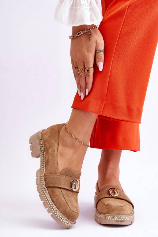 Smėlio spalvos zomšiniai mokasinai... Smėlio spalvos zomšiniai mokasinai...