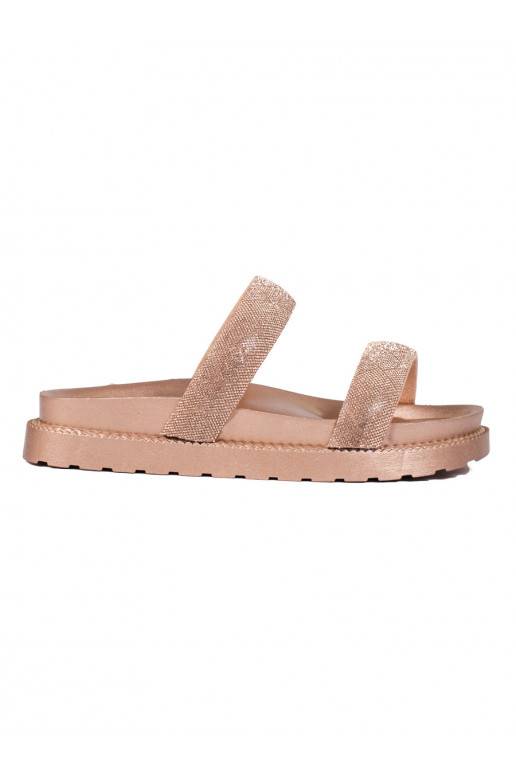  Šlepetės   su masyviu kulnu Shelovet