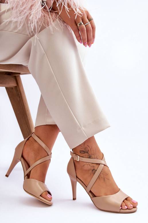 Aukštakulniai plonais kulniukais... Aukštakulniai plonais kulniukais...