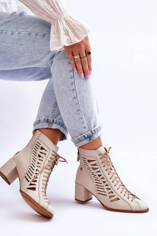 Išskirtinio modelio ažūriniai... Išskirtinio modelio ažūriniai...