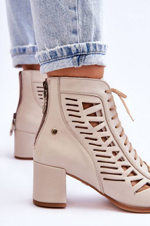 Išskirtinio modelio ažūriniai... Išskirtinio modelio ažūriniai...