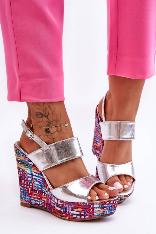 Basutės su platforma sidabro spalvos...