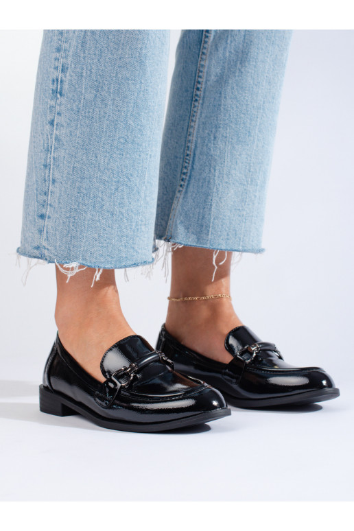 su lako efektu  mokasinai juodos spalvos Shelovet