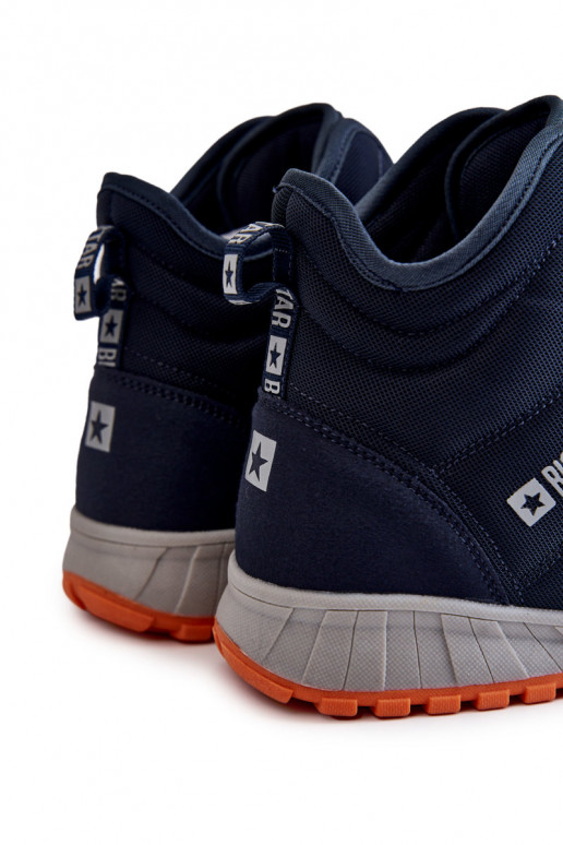 Tamsiai mėlyni vyrams žygio batai... Tamsiai mėlyni vyrams žygio batai...