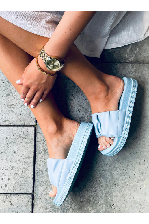 Šlepetės žydros spalvos ATISSA BLUE