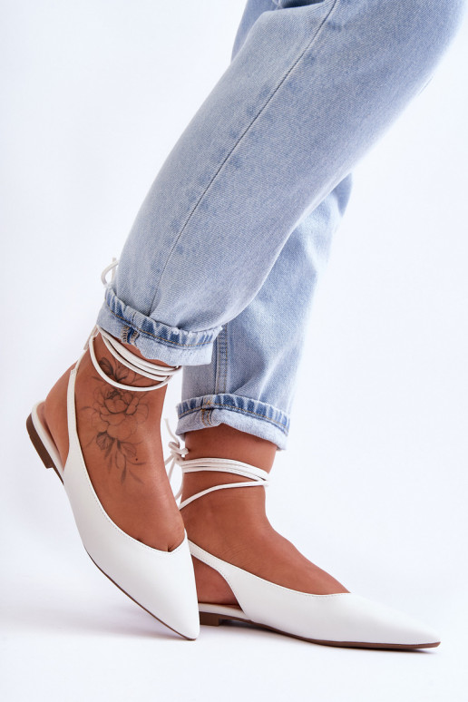 balerinos su raišteliais baltos... balerinos su raišteliais baltos...