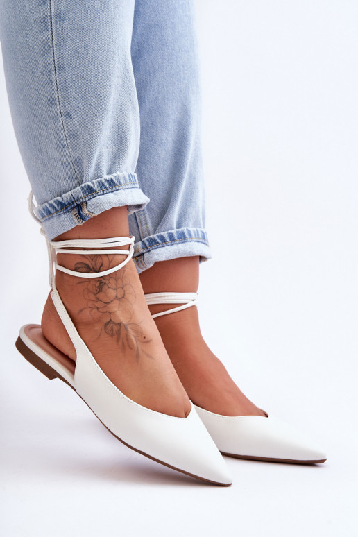 balerinos su raišteliais baltos... balerinos su raišteliais baltos...