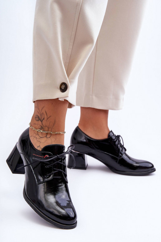 Lakuoti pusbačiai su kulniukais... Lakuoti pusbačiai su kulniukais...